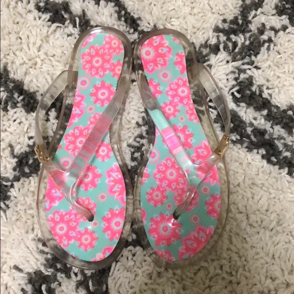 Vineyard Vines flip flops